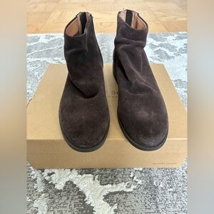 NWT Gentle Souls by Kenneth Cole Emma zip Booties Boots brown chocolate 6.5